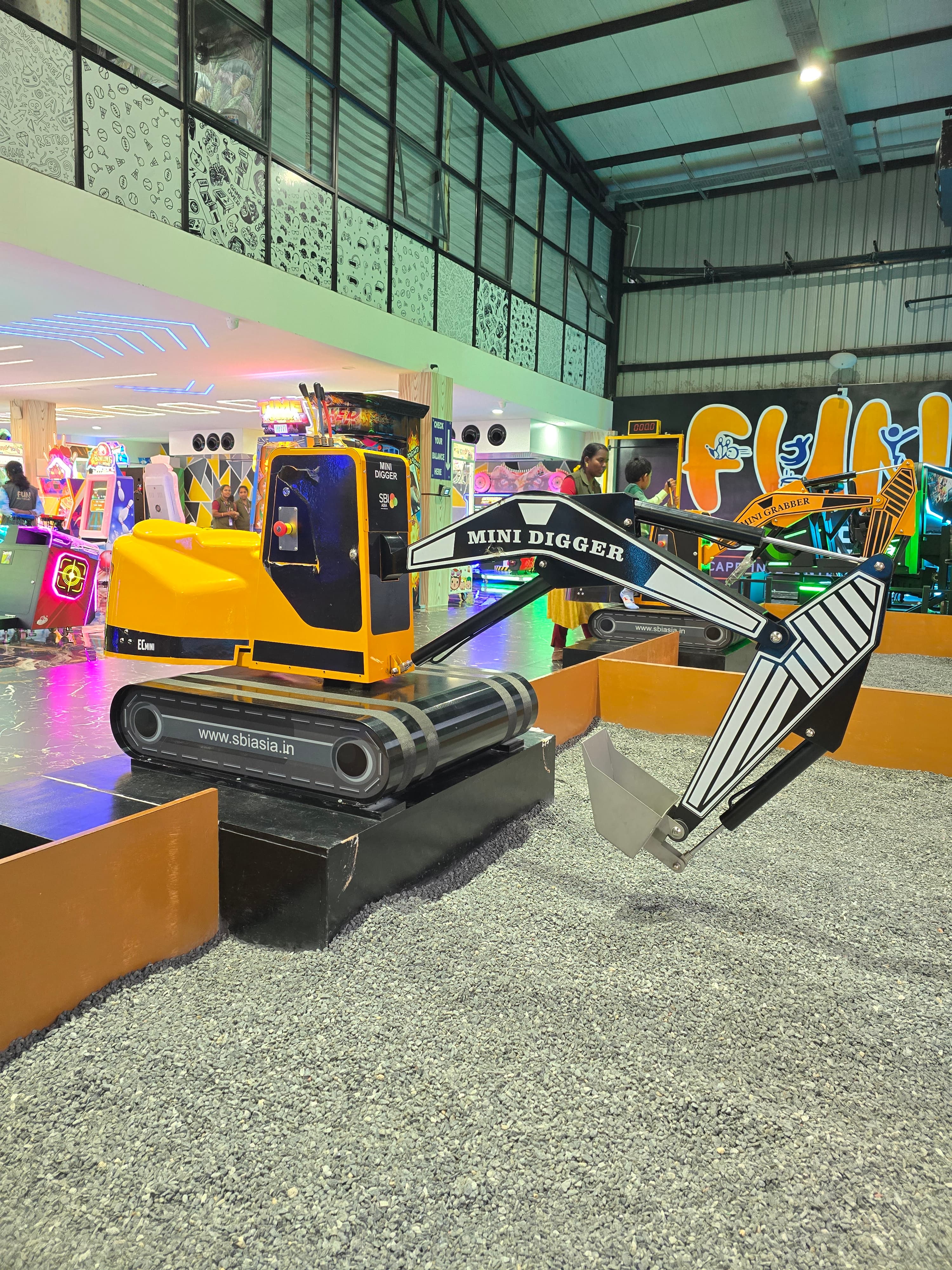 Mini JCB – Working Model highlight visual